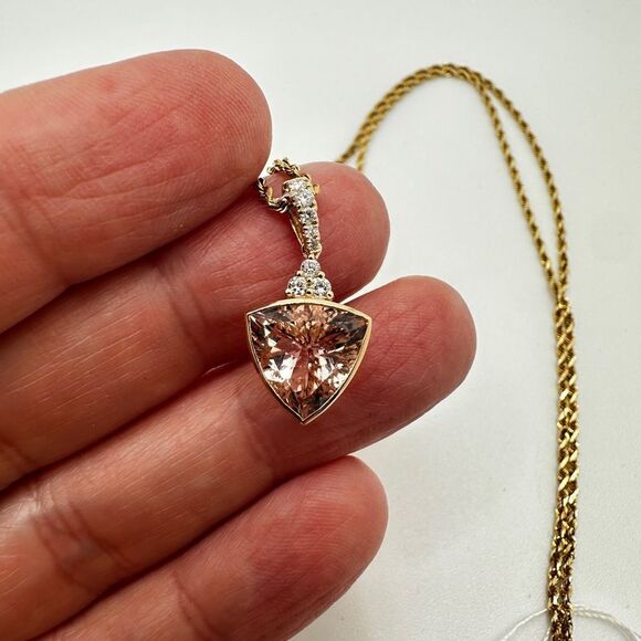 NWT 10mm trillion cut morganite w/ accent .18ct diamonds set in 14k YG necklace! - Picture 9 of 15